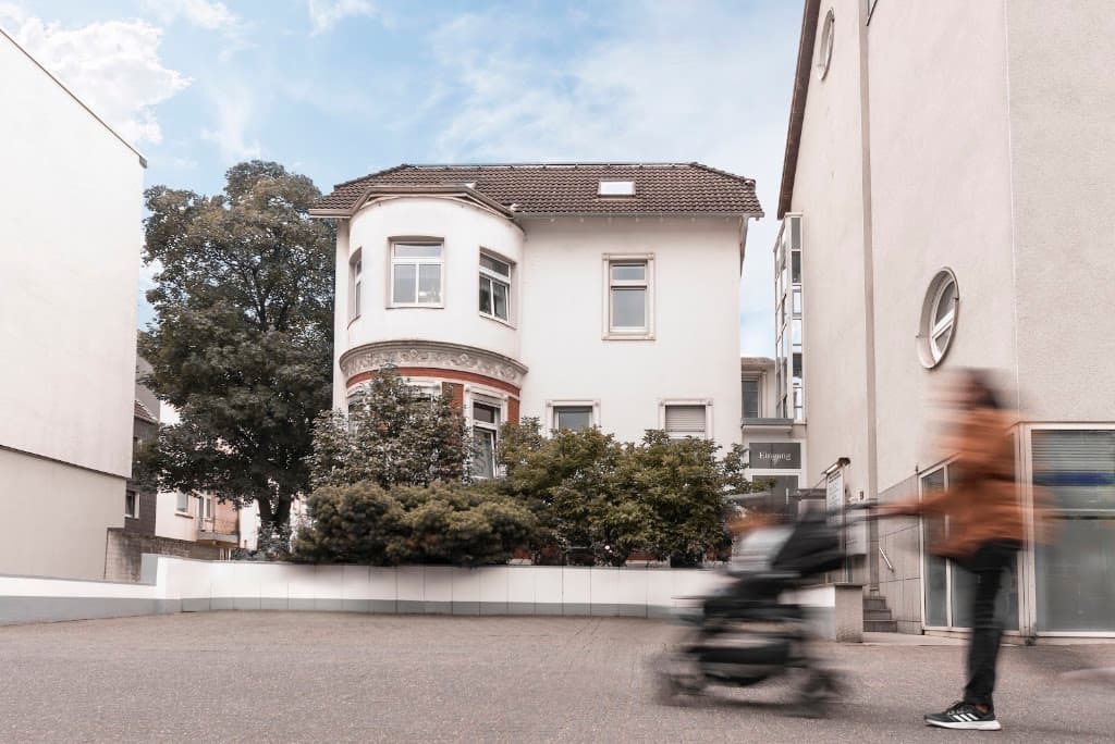 Hellnigk, Führ & Sozien • Rechtsanwälte, Steuerberater & Notare